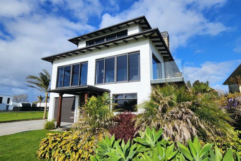 Photo of property in 77 Buffalo Beach Sh25 Road, Whitianga, 3510