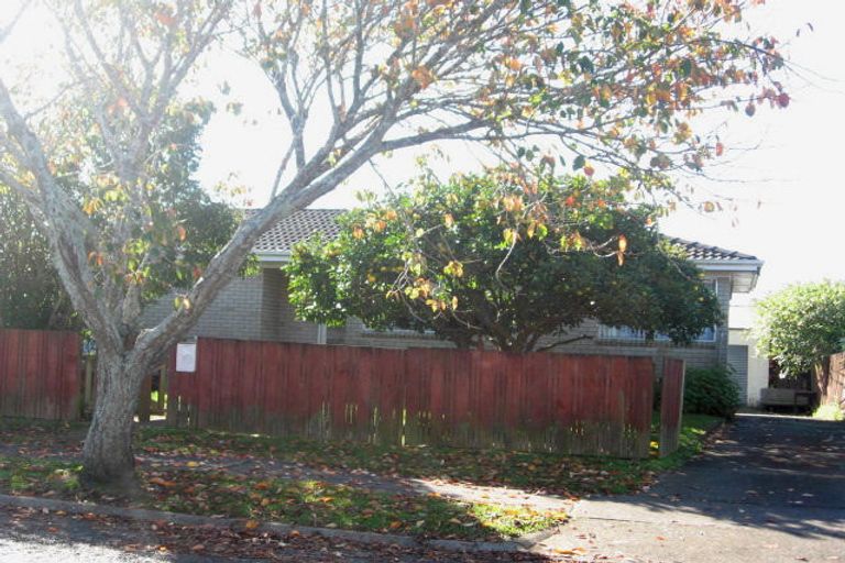 Photo of property in 10 Brent Place, Manurewa, Auckland, 2102