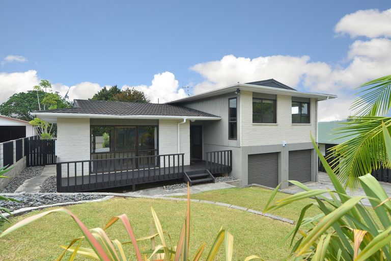 Photo of property in 188 Fairway Drive, Te Kamo, Whangarei, 0112
