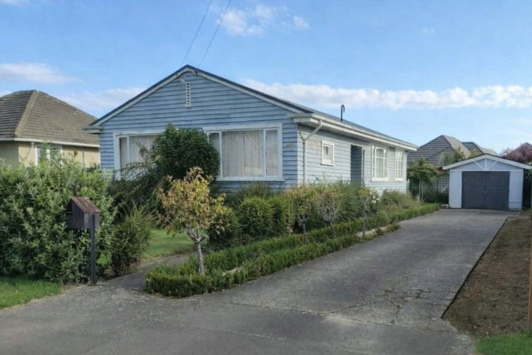 Photo of property in 9 Vagues Road, Northcote, Christchurch, 8052