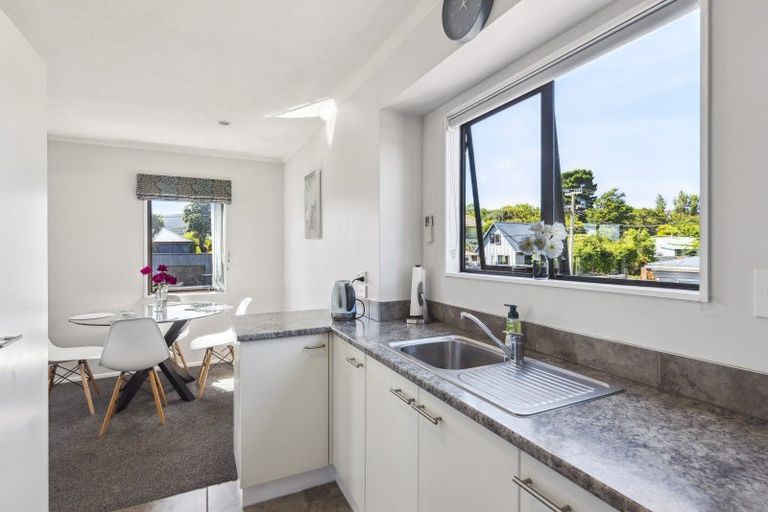 Photo of property in 8 Dale Road, Raumati South, Paraparaumu, 5032