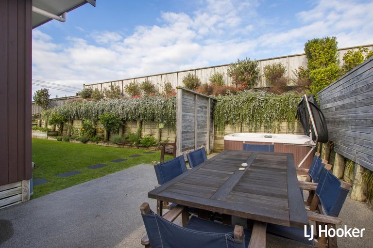 Photo of property in 12 Ralph Lane, Waihi Beach, 3611