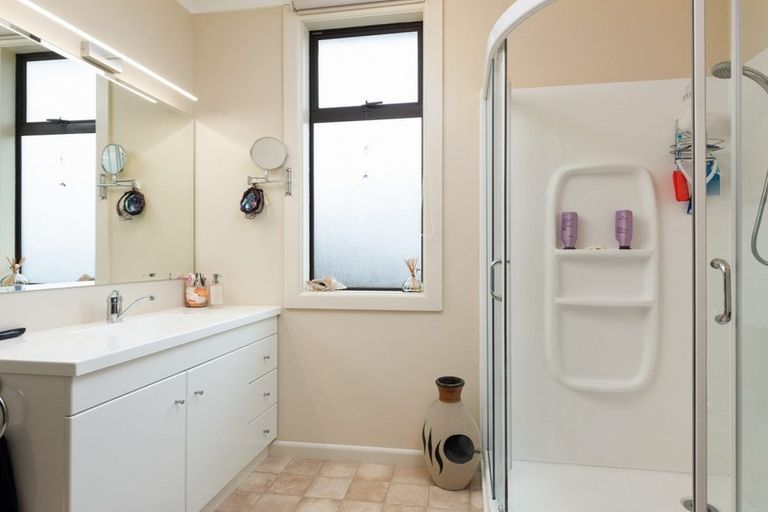 Photo of property in 91 Milton Terrace, Picton, 7220