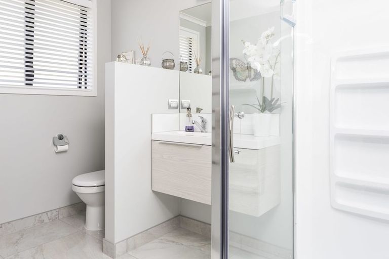 Photo of property in 32 Hitchen Road, Pokeno, 2402