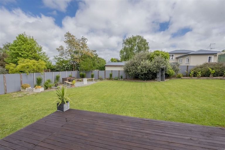 Photo of property in 169 Weraroa Road, Levin, 5510