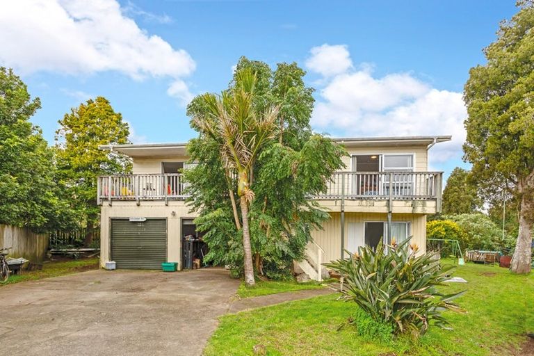 Photo of property in 105 Huaroa Street, Coromandel, 3506