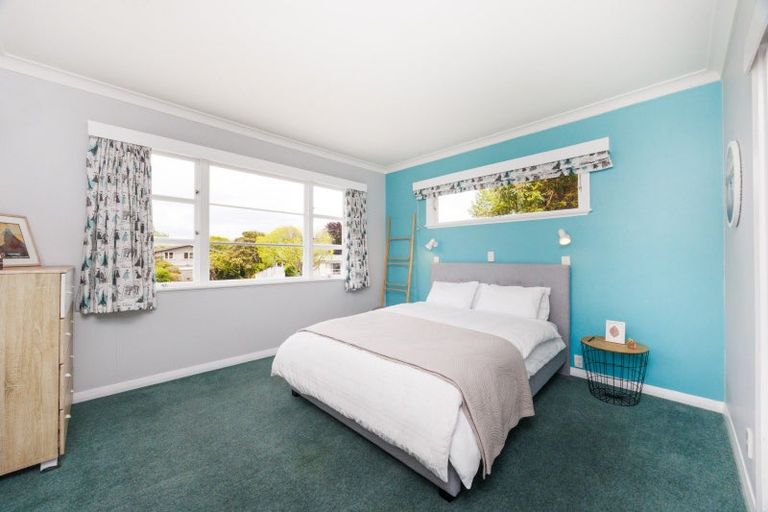 Photo of property in 9 Parata Street, Hokowhitu, Palmerston North, 4410