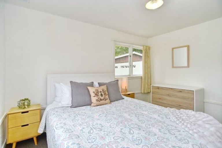 Photo of property in 6 Medbury Terrace, Fendalton, Christchurch, 8041