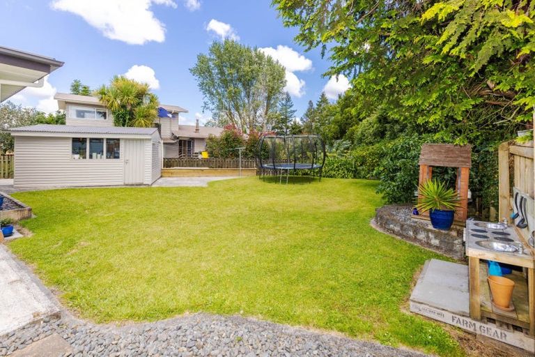 Photo of property in 21 Paulette Place, Queenwood, Hamilton, 3210