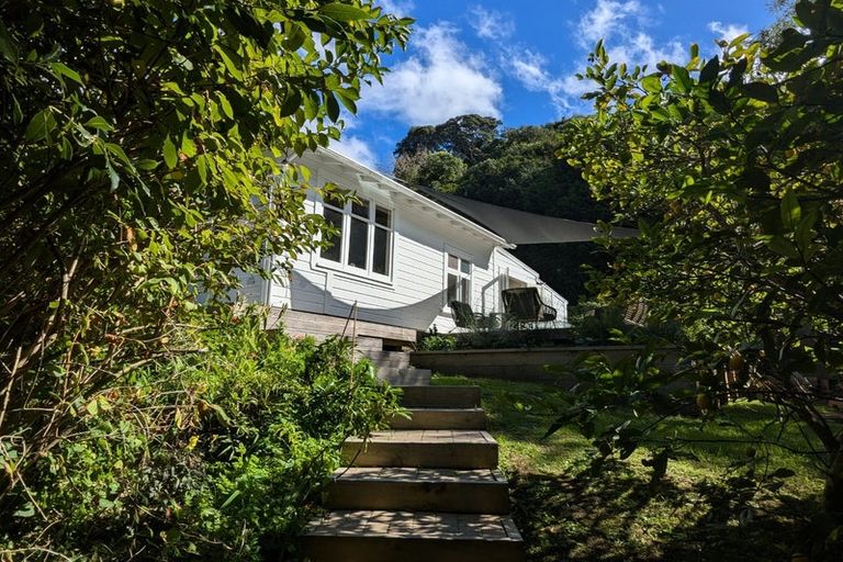 Photo of property in 19 Curtis Street, Karori, Wellington, 6012