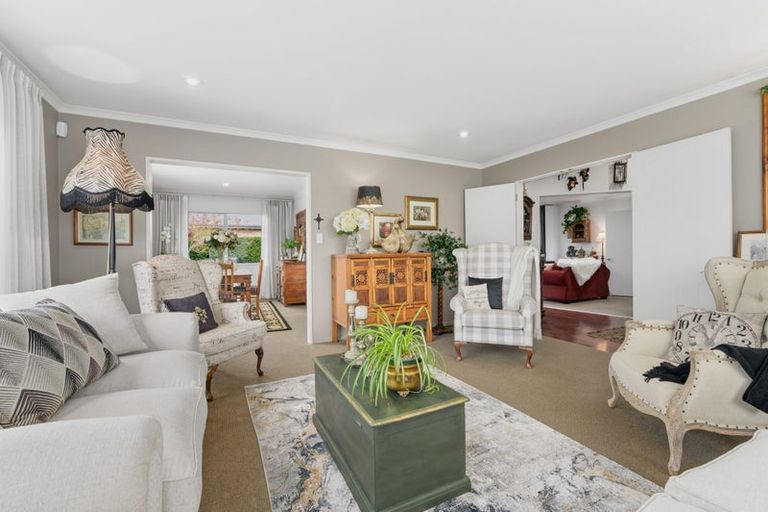 Photo of property in 10 Maccallum Court, Rototuna, Hamilton, 3210