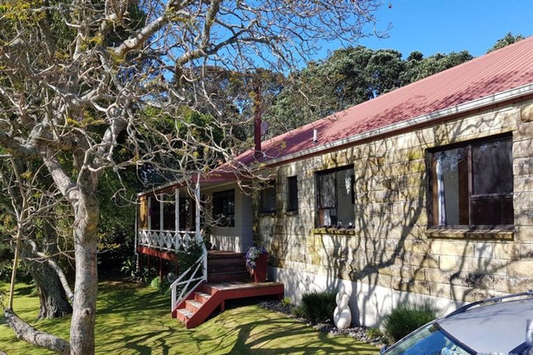 Photo of property in 28 Pohutukawa Drive, Athenree, Katikati, 3177