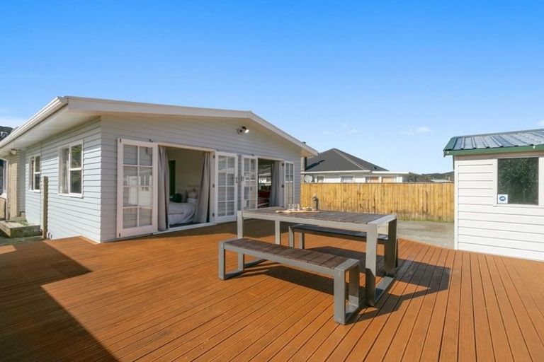 Photo of property in 253 Wellington Road, Wainuiomata, Lower Hutt, 5014
