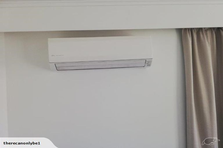 Photo of property in 61 Williams Street, Cambridge, 3434