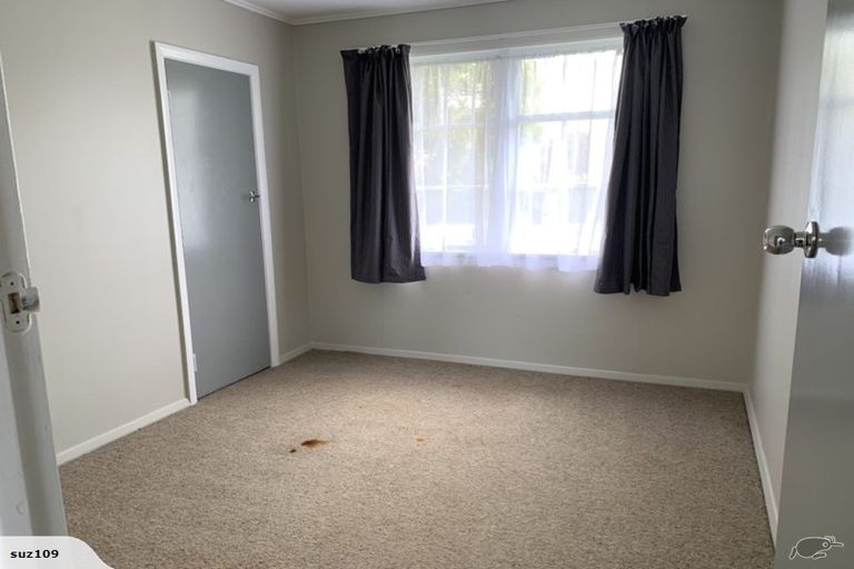 Photo of property in 1 Ellen Street, Manurewa East, Auckland, 2102