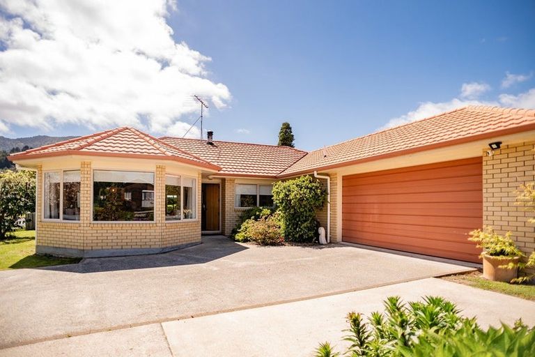 Photo of property in 20 Kauri Grove, Coromandel, 3506
