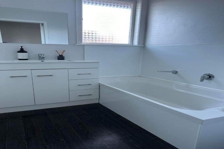 Photo of property in 26 Rata Avenue, Edgecumbe, 3120