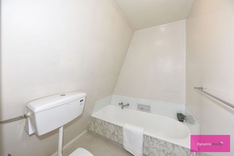 Photo of property in 12 Maidstone Road, Ilam, Christchurch, 8041