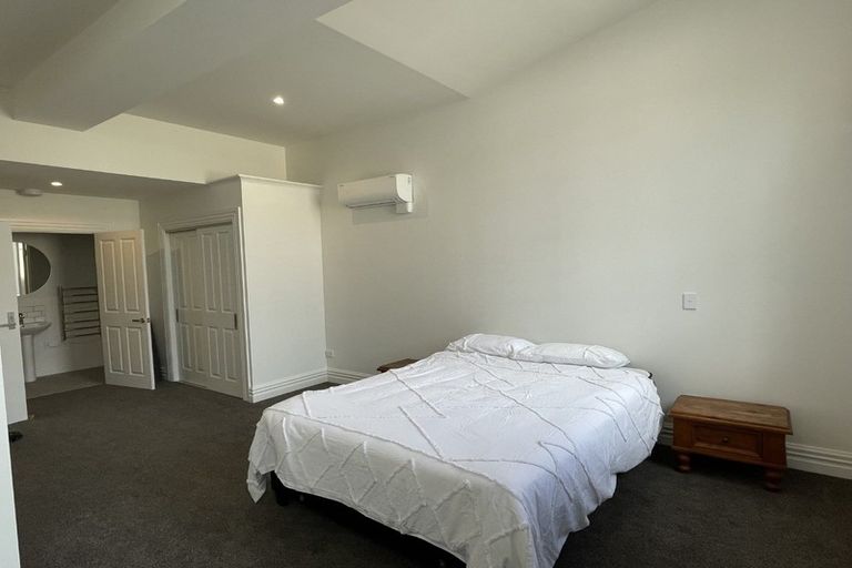 Photo of property in 255 Rattray Street, Dunedin Central, Dunedin, 9016