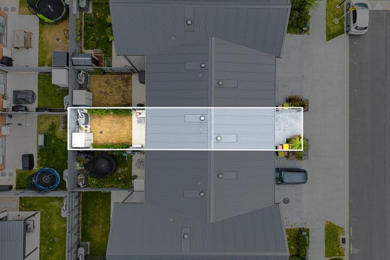 Photo of property in 7 Oyster Drive, Whenuapai, Auckland, 0618