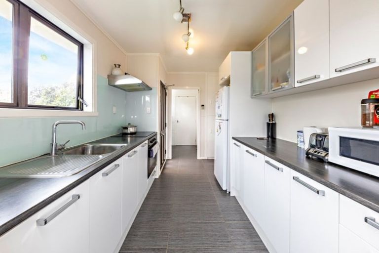 Photo of property in 45 Tatariki Street, Rosehill, Papakura, 2113