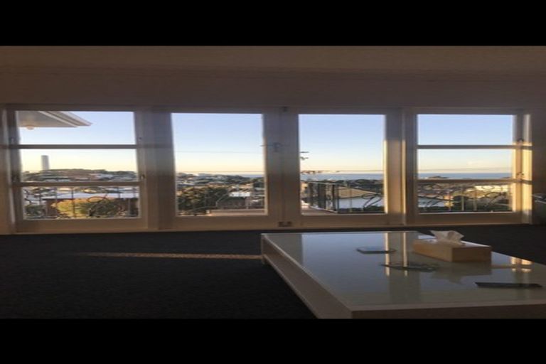 Photo of property in 18 Crownhill Street, Spotswood, New Plymouth, 4310