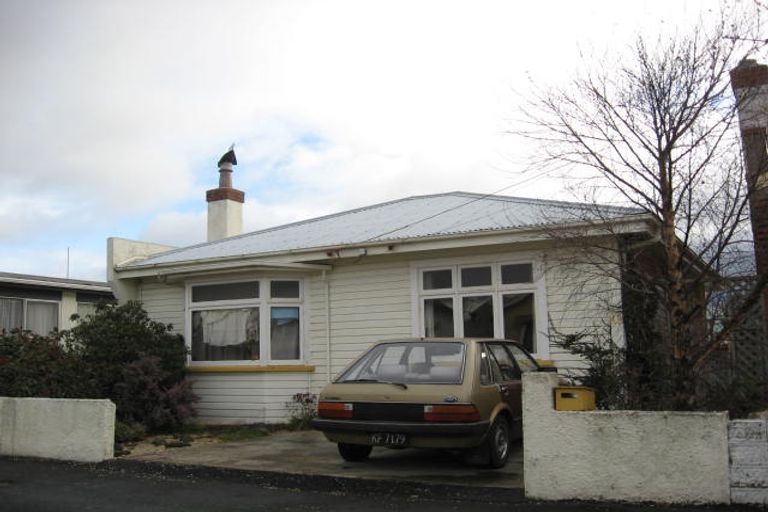 Photo of property in 19 Fawcett Street, South Dunedin, Dunedin, 9012