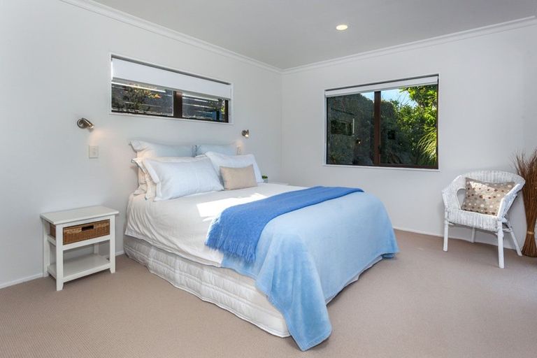Photo of property in 59 Hahei Beach Road, Hahei, Whitianga, 3591