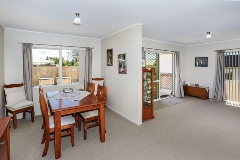Photo of property in 1/9 Prictor Street, Papakura, 2110