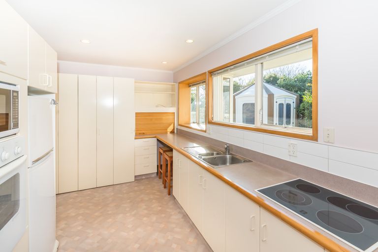 Photo of property in 9 Kinver Place, Spreydon, Christchurch, 8024