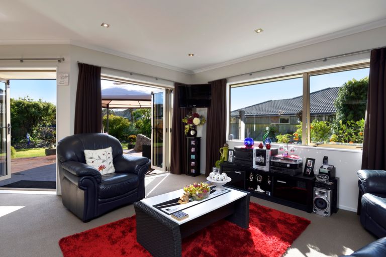 Photo of property in 12 Wanderers Avenue, Brightwater, 7022