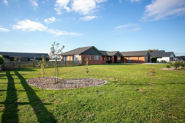 Photo of property in 43 Seachange Drive, Leamington, Cambridge, 3432