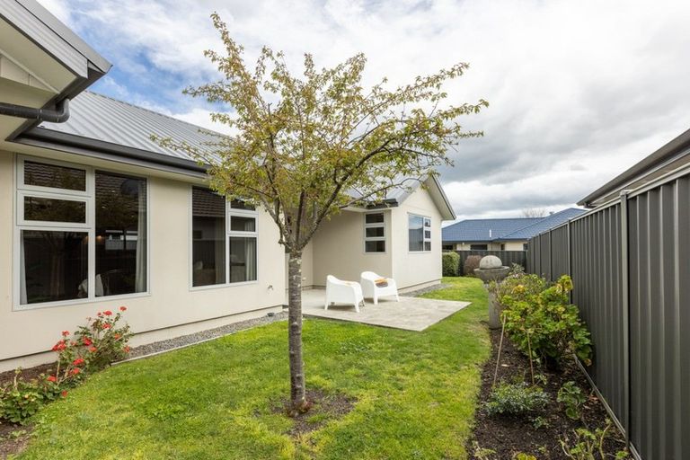 Photo of property in 3 Karoola Place, Havelock North, 4130