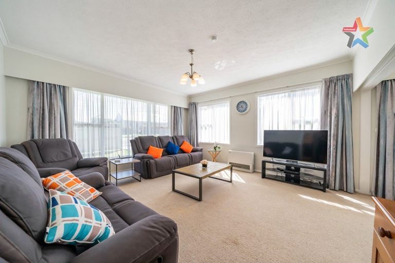 Photo of property in 17 Stellin Street, Boulcott, Lower Hutt, 5011