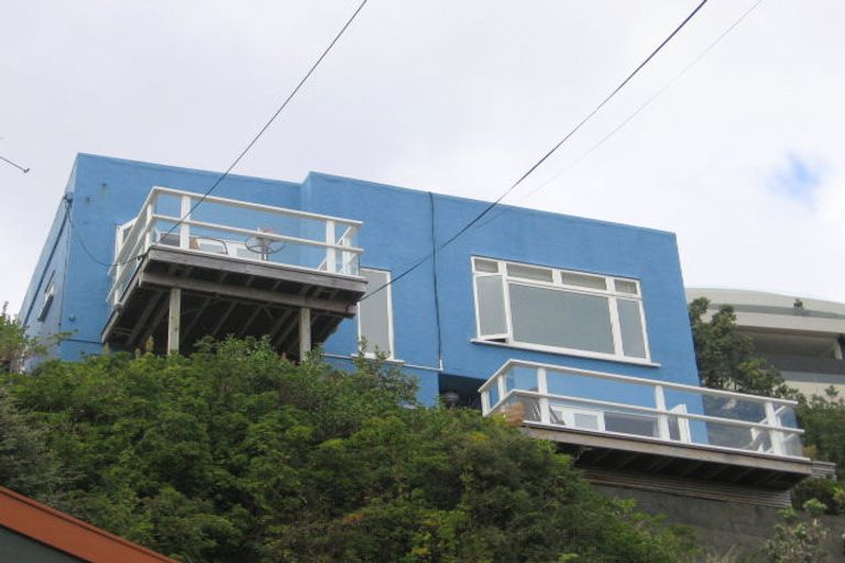 Photo of property in 46 Shelly Bay Road, Maupuia, Wellington, 6022