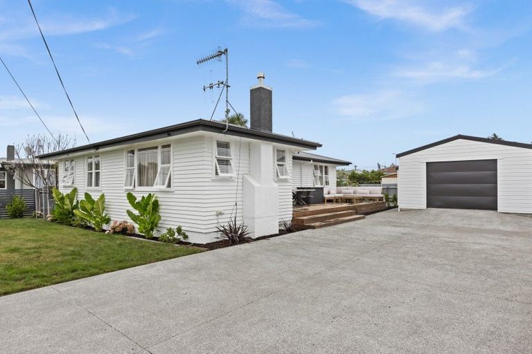 Photo of property in 6 Corbett Place, Onekawa, Napier, 4110