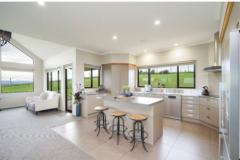 Photo of property in 1521 Dipton Winton Highway, Centre Bush, Winton, 9782