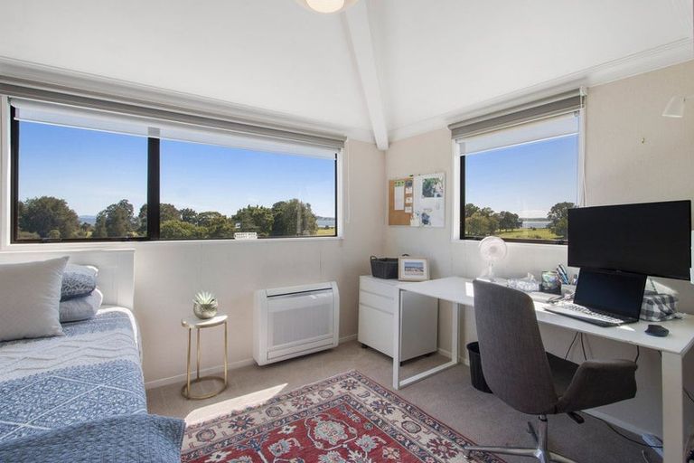 Photo of property in 57 Links View Drive, Omokoroa, 3114