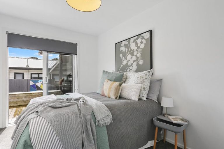 Photo of property in 160 Ennis Avenue, Pakuranga Heights, Auckland, 2010