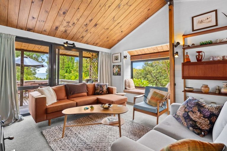 Photo of property in 2003 Whangarei Heads Road, Whangarei Heads, Whangarei, 0174