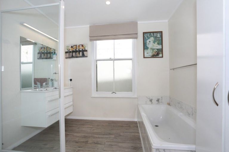 Photo of property in 89 Warwick Street, Feilding, 4702