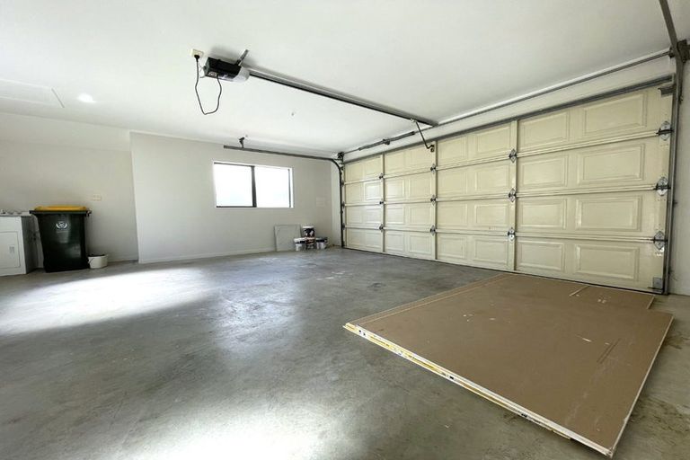 Photo of property in 68a Priestley Drive, Bucklands Beach, Auckland, 2014