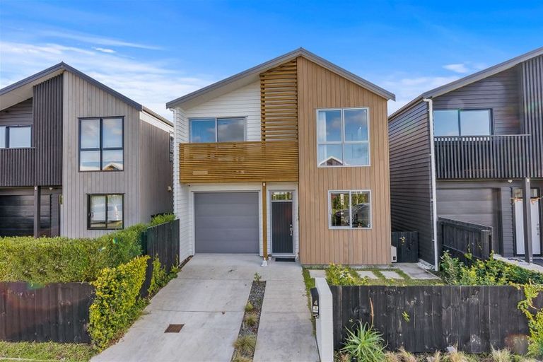 Photo of property in 4 Courage Road, Papakura, 2110