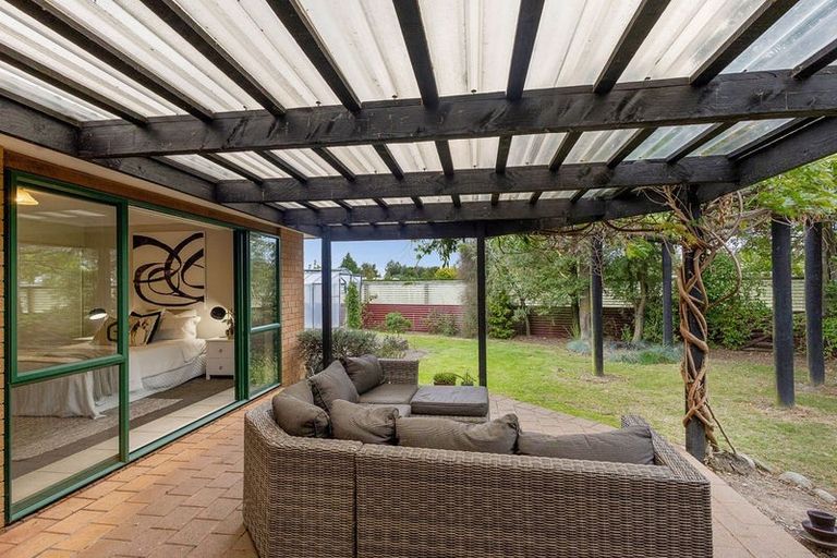 Photo of property in 17 Devon Crescent, Darfield, 7510