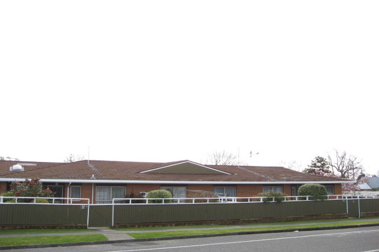 Photo of property in 2/11 Mchardy Street, Havelock North, 4130