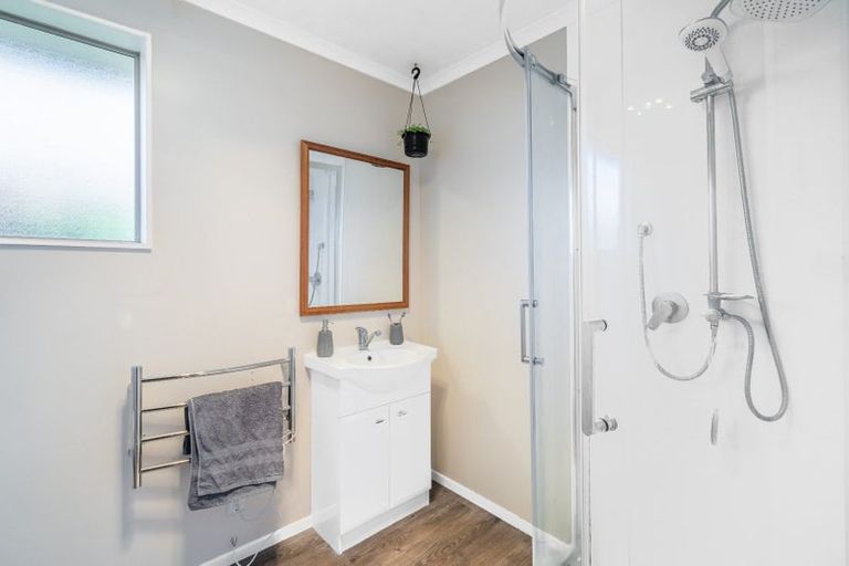 Photo of property in 54 Paisley Street, Kew, Invercargill, 9812