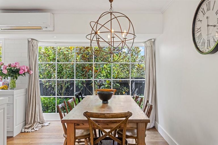 Photo of property in 233 Clyde Road, Burnside, Christchurch, 8053