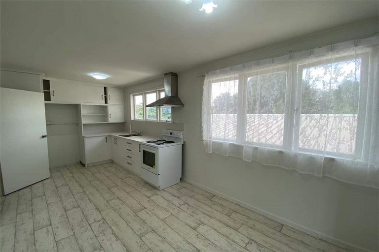 Photo of property in 30 Mclean Avenue, Papatoetoe, Auckland, 2025