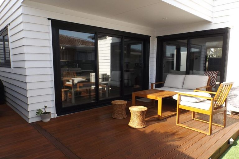 Photo of property in 148a Hutchinsons Road, Bucklands Beach, Auckland, 2014