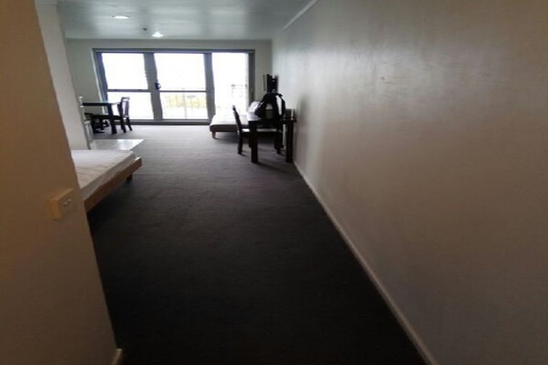 Photo of property in Waldorf Bankside Apartments, 4e/8 Bankside Street, Auckland Central, Auckland, 1010